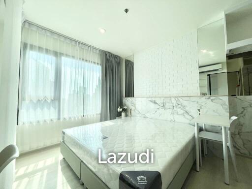 Studio 1 Bathroom 25 SQ.M at Life Asoke