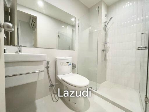 Studio 1 Bathroom 25 SQ.M at Life Asoke