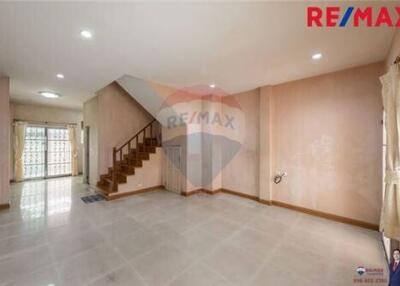 131 Sqm., 4 Beds Townhouse listed for ฿ 2,790,000.