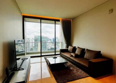 2-BR Condo at Sindhorn Residence near BTS Ratchadamri