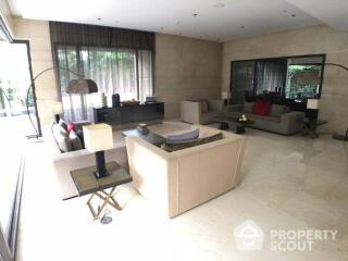 2-BR Condo at Prive By Sansiri near BTS Phloen Chit