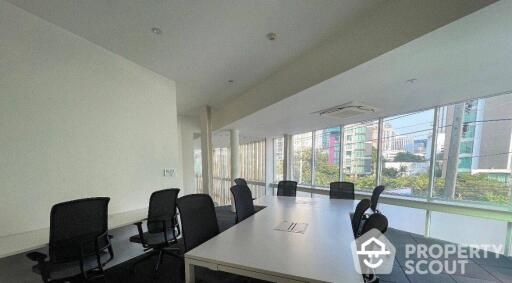 Office Space for Rent in Khlong Toei