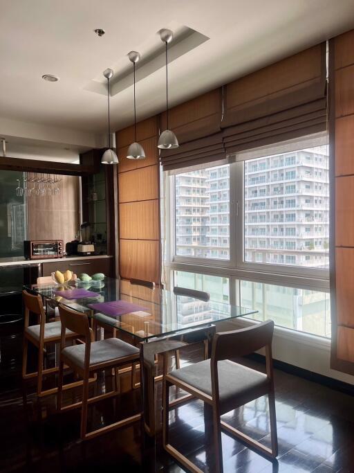 3 bed Condo in The Height Khlong Toei Nuea Sub District C021019