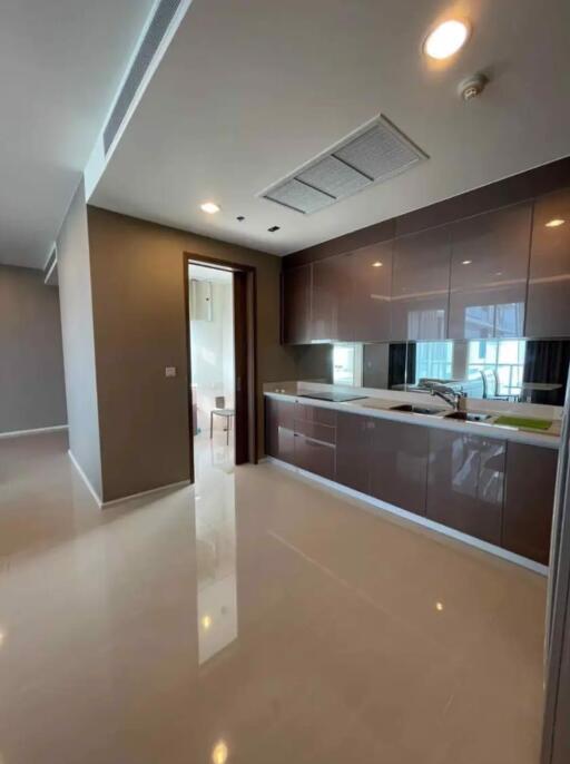 3 bed Condo in Menam Residences Wat Phraya Krai Sub District C021018