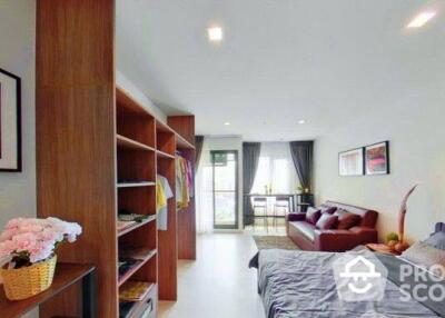 Studio Condo at Life One Wireless near BTS Phloen Chit