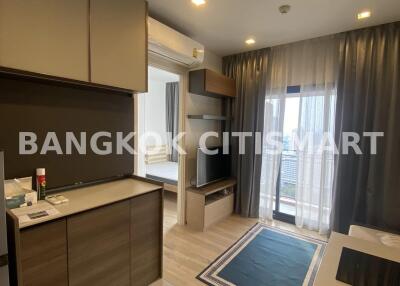 Condo at THE LINE Phahol-Pradipat for sale