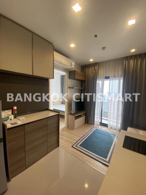 Condo at THE LINE Phahol-Pradipat for sale