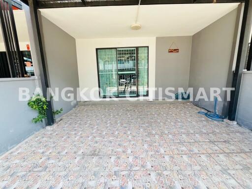 Townhouse at Pleno Bangna-On Nut for sale