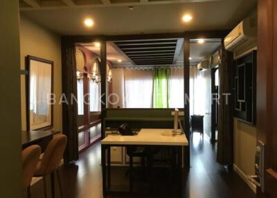 Condo at The Complete Ratprarob for rent