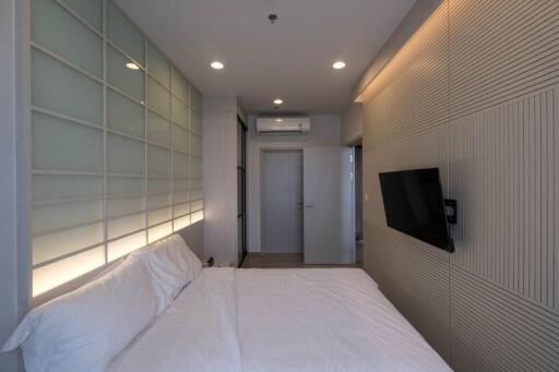 Oka Haus Sukhumvit 36 One bedroom condo for rent