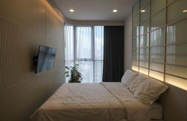 Oka Haus Sukhumvit 36 One bedroom condo for rent