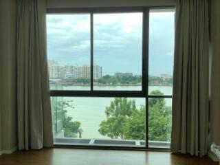 333 Riverside townhouse style condo for sale and rent