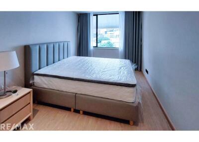 !! Promotion price !! Newly Renovated 3 Bedroom Condo in Private Low Rise Apartment Sathorn