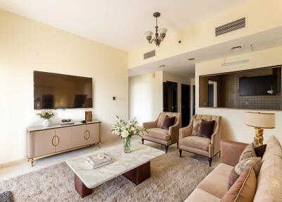 Luxurious APT  Top Amenities  With Balcony