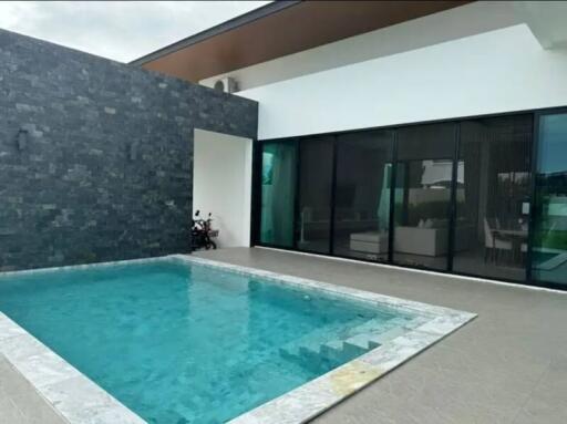 Modern house with swimming pool