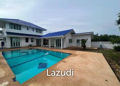 SOI 88 : Newley Renovated 3 Bed pool villa