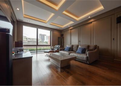 For Sale : Townhome 3+1 Bedrooms in Sukhumvit 65