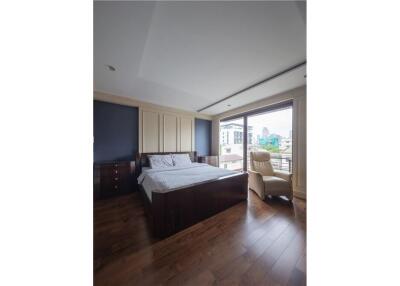 For Sale : Townhome 3+1 Bedrooms in Sukhumvit 65