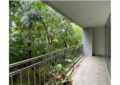 Pet friendly big balcony 2 bedroom in Sathorn