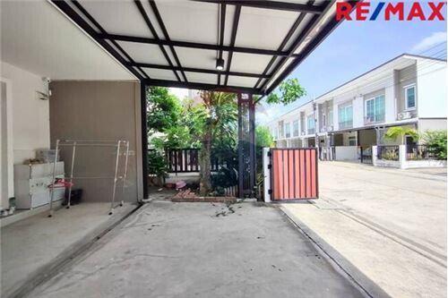 108 Sqm., 3 Beds Townhouse listed for ฿ 3,500,000.