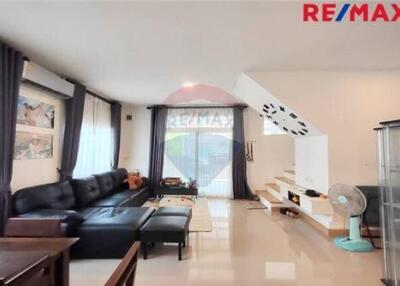 108 Sqm., 3 Beds Townhouse listed for ฿ 3,500,000.