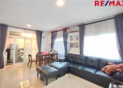 108 Sqm., 3 Beds Townhouse listed for ฿ 3,500,000.