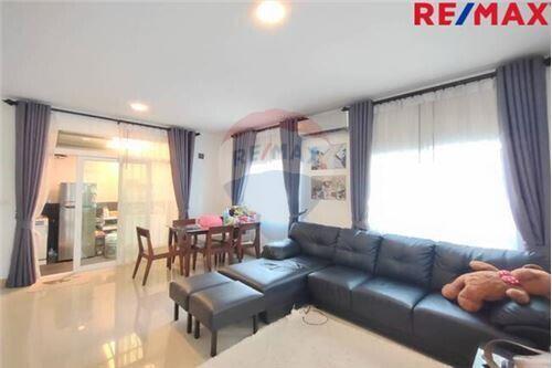 108 Sqm., 3 Beds Townhouse listed for ฿ 3,500,000.