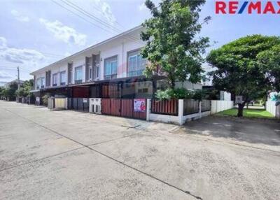 108 Sqm., 3 Beds Townhouse listed for ฿ 3,500,000.