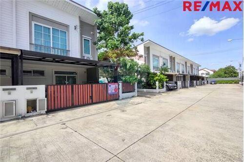 108 Sqm., 3 Beds Townhouse listed for ฿ 3,500,000.