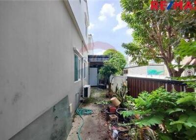 108 Sqm., 3 Beds Townhouse listed for ฿ 3,500,000.