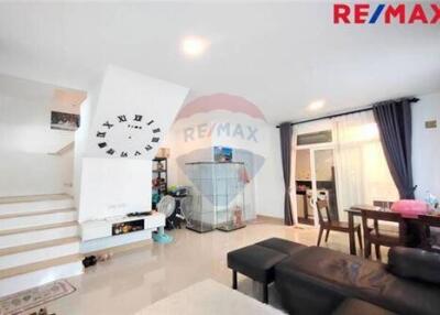 108 Sqm., 3 Beds Townhouse listed for ฿ 3,500,000.