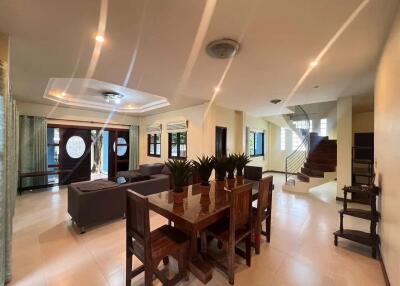 Spacious 5-Bedroom House for Rent in San Phak Wan, Near Hang Dong Road (H108)