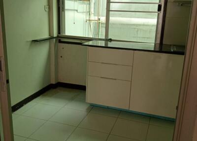 For Rent Home Office on Sukhumvit 55 BTS Thong Lo Wattana District of Bangkok