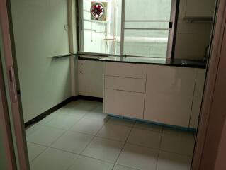 For Rent Home Office on Sukhumvit 55 BTS Thong Lo Wattana District of Bangkok