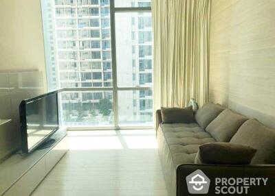 1-BR Condo at The Room Sukhumvit 21 near MRT Sukhumvit