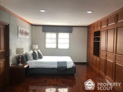 4-BR House near MRT Sutthisan