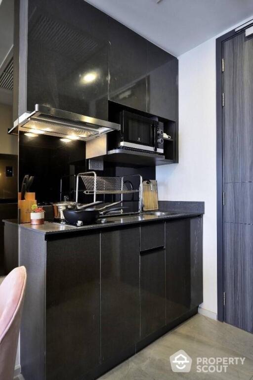 1-BR Condo at Ashton Asoke near MRT Sukhumvit