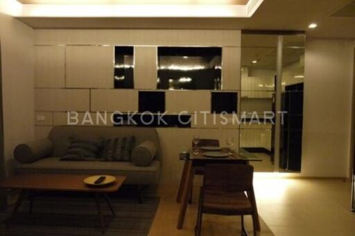 Condo at HQ by Sansiri for rent