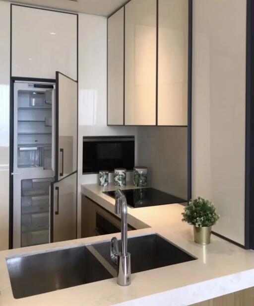 Beatniq Sukhumvit 32 Two bedroom condo for rent