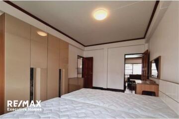 Charming 3-Bedroom Home for Rent in the Heart of Sukhumvit 26!