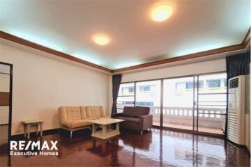 Charming 3-Bedroom Home for Rent in the Heart of Sukhumvit 26!