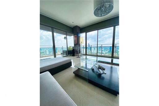 Luxurious 4 Bed Penthouse with Panoramic Views  The Madison 41  BTS Phrom Phong 4 Mins Walk