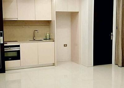 1 Bed 1 Bath 63 SQ.M The Bangkok Sathorn