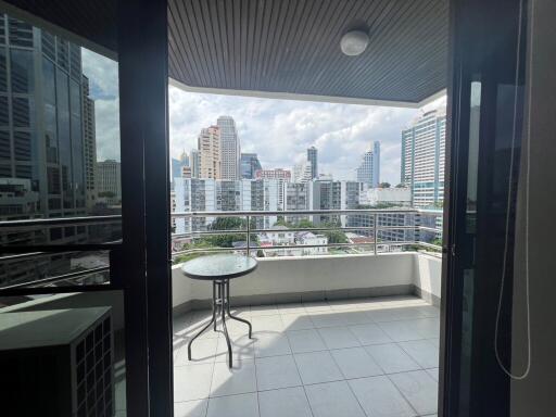 1-bedroom condo for sale close to BTS Asoke