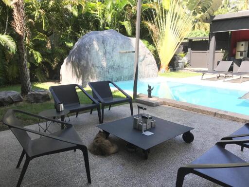 tropical 3 bedrooms house for sale in Koh Samui Maenam