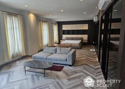 4-BR Townhouse at Ban Klang Krung Grande Vienna Rama 3 in Bang Phong Phang