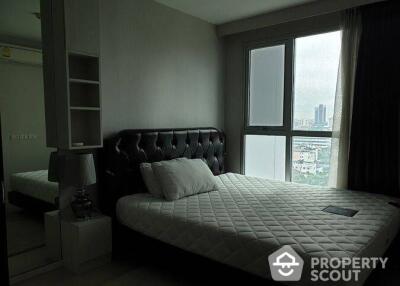 1-BR Condo at Rhythm Sathorn-Narathiwas near BTS Chong Nonsi