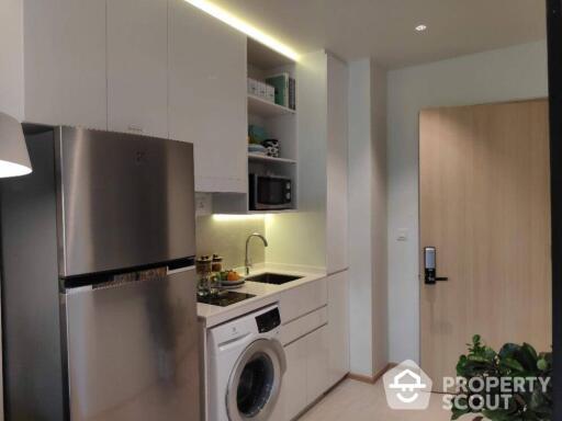 2-BR Condo at Skyrise Avenue Sukhumvit 64 near BTS Punnawithi