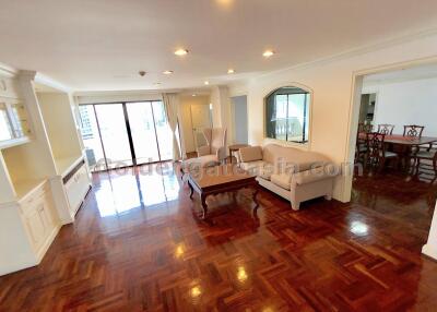 3 Bedrooms Family Apartment with big balconies - Sukhumvit Phrom Phong BTS