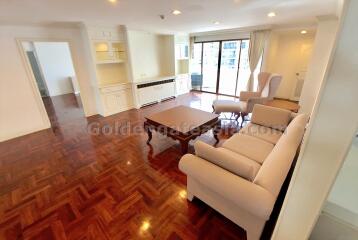 3 Bedrooms Family Apartment with big balconies - Sukhumvit Phrom Phong BTS